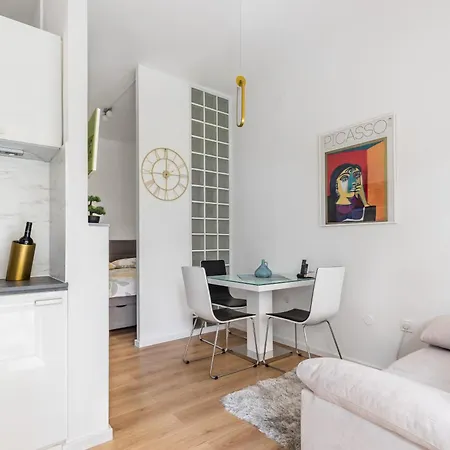 Apartament Modern Near Znjan