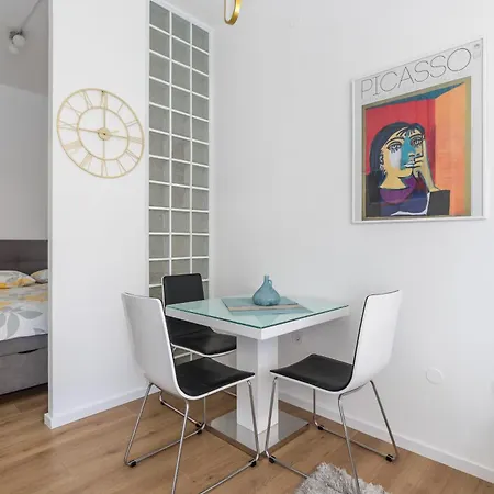 Apartament Modern Near Znjan