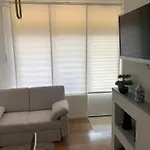 Modern Studio Near Znjan Beach *